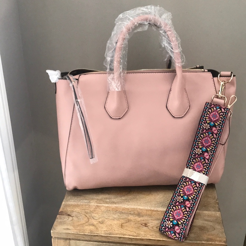 JustFab Nikol Satchel in Blush